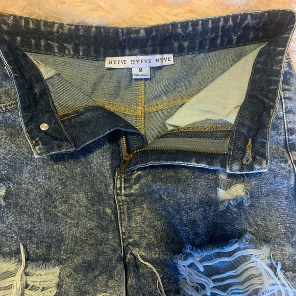Nana Macs high rise distressed denim size M - Picture 3 of 5